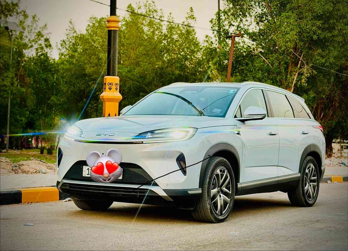 🚘 BYD Sealion 7 للبيع
سيارة BYD Sealion 7 موديل 2025
، بحالة ممتازة جدًا
لون السيارة سموك اجمل واحلا الالوان

🔹 ماشية 5,000 كم فقط
🔹 كفالة عامة
🔹 السيارة فل فل فل
🔹 مغلفة بالكامل PPF للحماية
🔹 رقم بغداد دولي باسمي
🔹 مدى شحن البطاريه 150km

⭐ أبرز المواصفات:

• بانوراما كاملة
• 4 كشنات كهرباء
• 4 كشنات تدفئة وتبريد
• ذاكرة للكشنات الأمامية
• مساج للكشنات الأمامية بـ 10 وضعيات
• كشنات جلد فاخر
• وضعيات قيادة متعددة
• مرايا مانع ضباب وقابلة للطي عند الرجوع
• تعتيم المرايا عند الإنارة القوية
• رادار أمامي وخلفي
• خرائط وNavigation
• شاشة كبيرة مع CarPlay
• رادار جانبي
• ⁠لايت دوار 
• 12 حساس
• ⁠كاميرات محطيه
• 13 كاميرا
• كاميرا لمراقبة السائق
• كاميرات تسجيل ومراقبة
• فتحة بانوراما ممتدة على طول السيارة
• ثلاجة + أوفن تسخين
• تحكم بالتبريد الخلفي
• شاحن Wireless بقوة 50W
• منفذين USB خلفي
• ⁠12سماعه BOS• ⁠
• نظام تنقية هواء السيارة
• نظام تعطير السيارة
• تنقية وتعطير الهواء حتى بعد قفل السيارة
• ويل قياس 20
• قيادة ذاتية
• Auto Hold
• Auto Stop
•• Auto Park
نقاط عمياء
طي المراة لتامين عندالرجوع
تطعيم الداخل قماش الكنتارا 
مما يجعلها بشكل انيق جدا
• ⁠• ومواصفات إضافية كثيرة

🔥 السيارة بحالة جديدة وعلى وضع الشركة، والجاد يتفضل يعاينها بنفسه.

📍 المكان: النجف
***********📞
📱 متوفر واتساب
