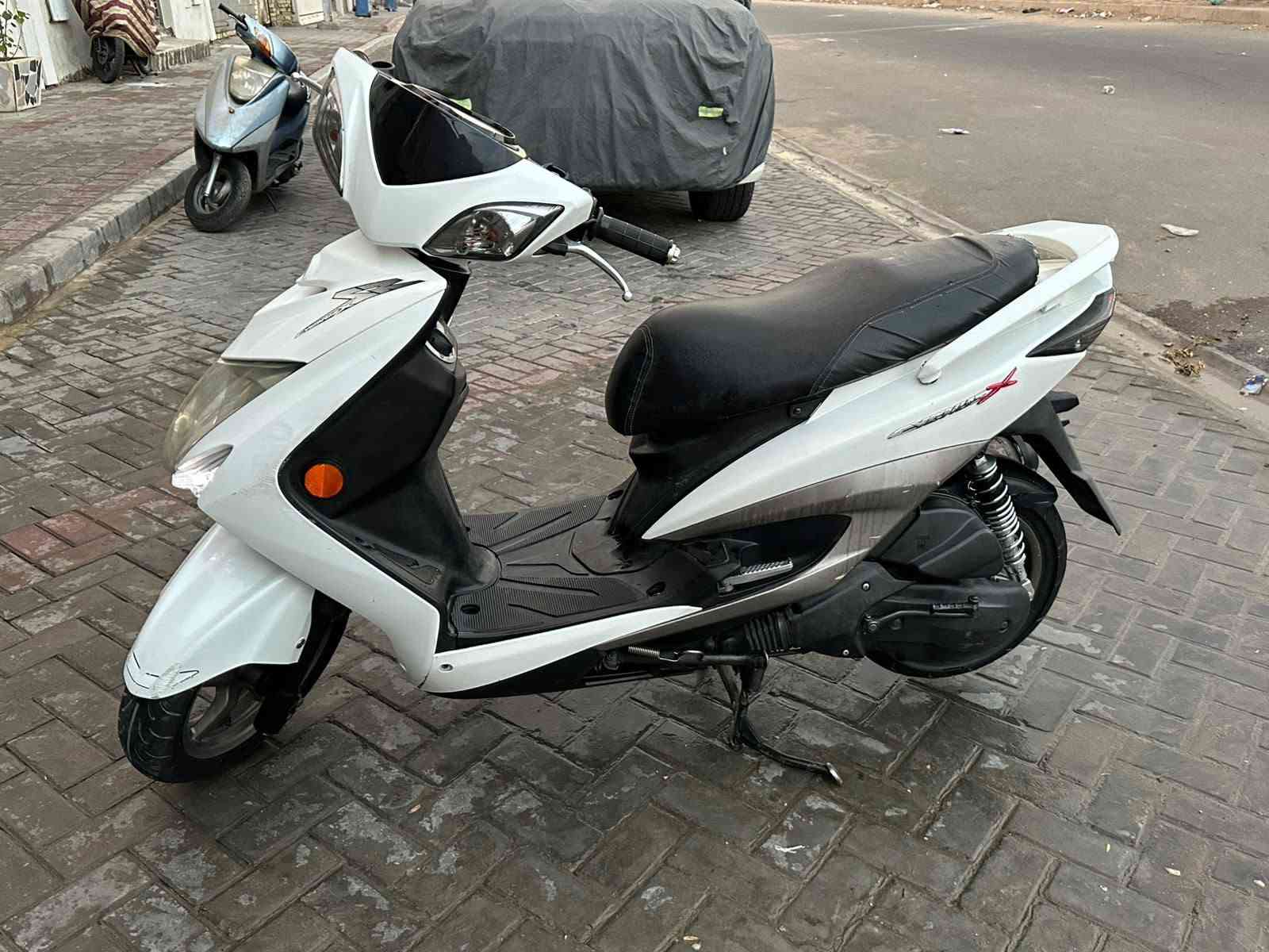 سكنس • ياباني • ١٥٠