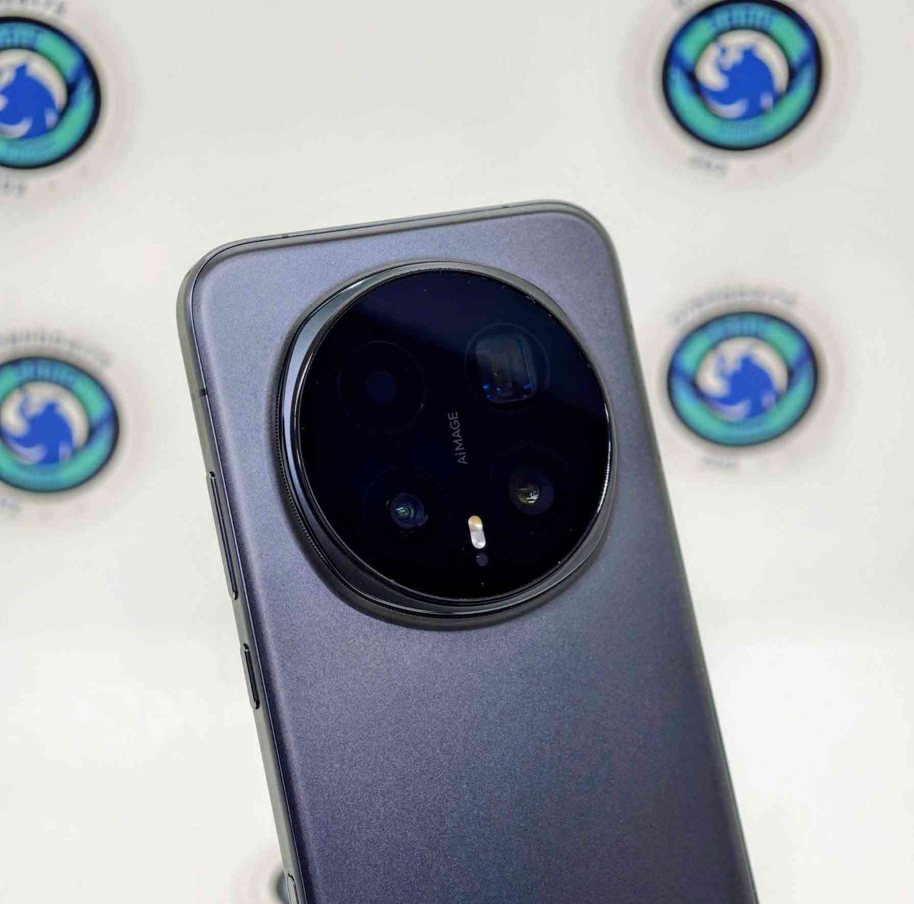 مساء الخير أخوان
Honor Magic 8 Pro 512 Blue
الجهاز تحفة كامل الملحقات شرق أوسط
أستعمال قليل ونظافة  100%
مثل مموضح بالصور
للبيع السعر 1100 قفل بدون أحراج
ميعجبك ألسعر تنورني وأخليك بعيوني
متواجد خاص

نص مكتوب في الصور:
- Ai IMAGE