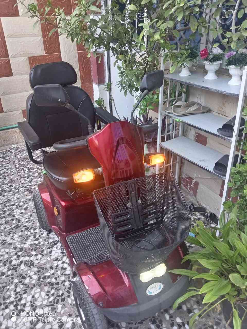 للبيع دراجه كهربائيه شحن الشحنه اربع ايام اربع بطاريات شحن بحاله جيده السعر المطلوب 500 للمزيد الاتصال على الرقم ***********

نص مكتوب في الصور:
- HONOR X6a
- 50MP Triple Camera
- O HONOR X6a