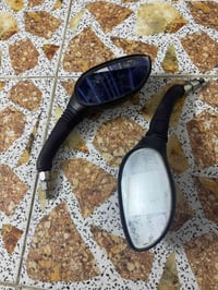 عندي غراض مال دراجات قيم اذا عجبني سعرك ب عافيه عليك +مرايات جي تي ار ...