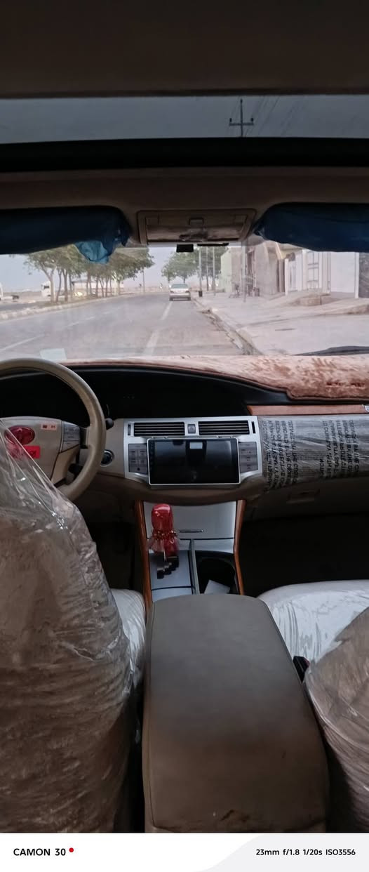 سڵاوو هاوڕێیان
ئەڤەلۆن مۆدێل 2007  بڕاوە عام بۆیغ بەشەرتی گێڕوو مەكینەوو 
تەقە و ڕەقە كامل جاهیز كراوە شاشە ئایپات و كامیرە 
سلایت و تەبریتی بەشەرت گۆڕینەوەش دەكەم  بەشتێك دڵم بیگرێت نرخ 48 گڵا و معامەلە
ژ.م ***********
