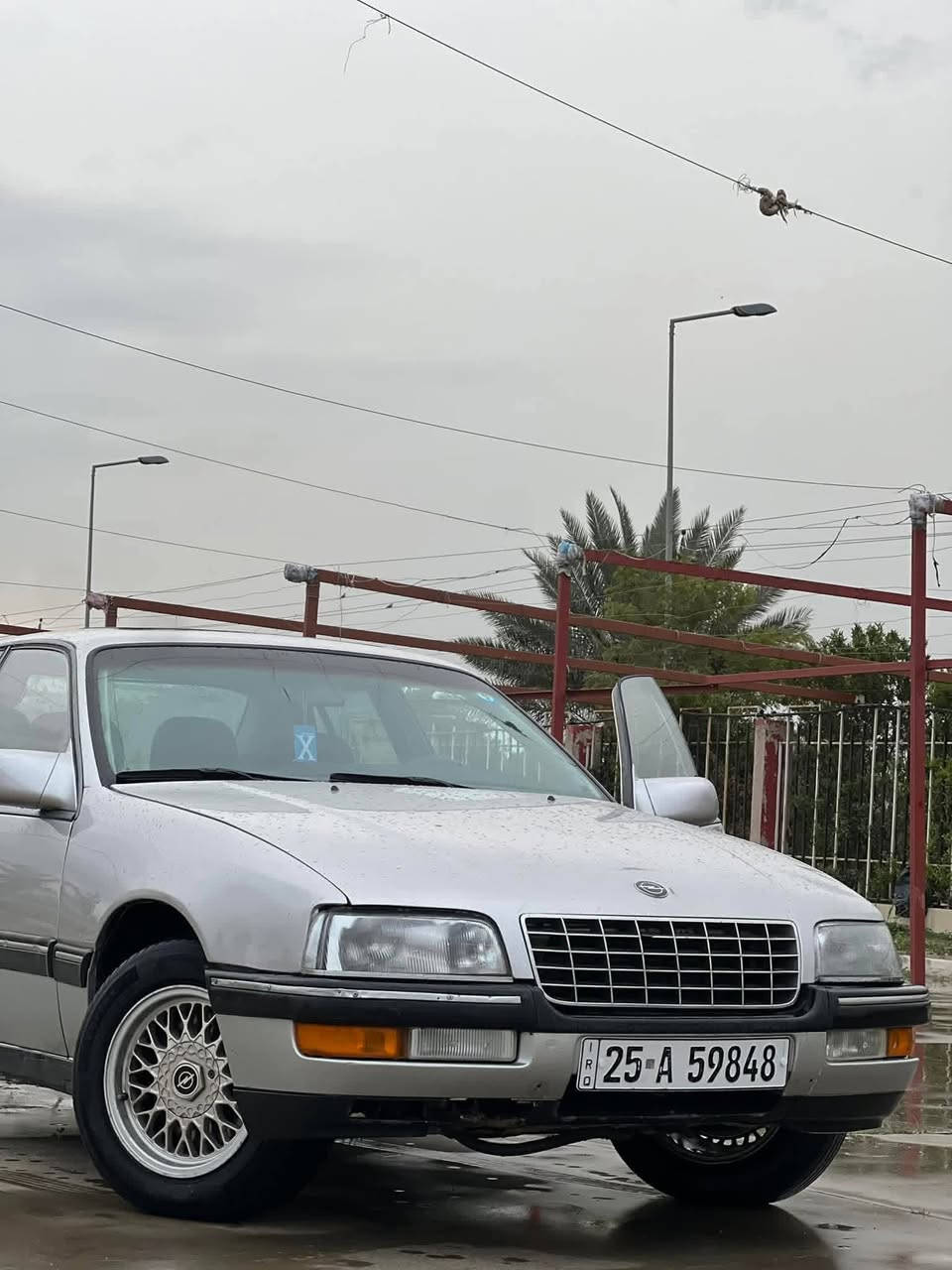 بسم الله هوه الله وبل سيناتور موديل 92 رقم كركوك انكليزي كامله محرك بطه ثنين ونص تبريد تخم تأير تبريد كله شغاله كشنات كهرباء جام كهربائي السياره كامله مكمله من كلشي  السعر 40 وبيها مجال الاتصال على الرقم *********** غير متواجد على الفيس مكلف بالنشر
