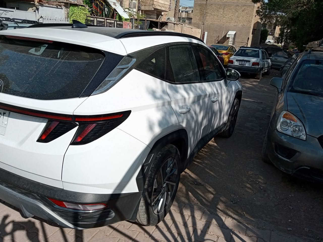 للبيع
توسان موديل 24 فول خليجي ماشيه 11 الف وقابله للزيادة رقم بغداد ومكانها بغداد 

السعر دفترين وخمس ورقات

للتواصل فقط الرقم *********** بي وتس اب
