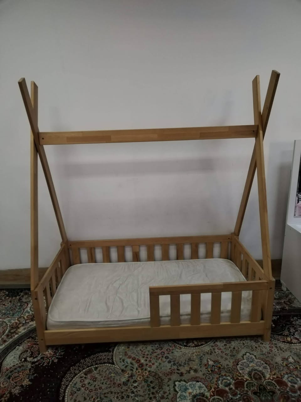 سیستەمێکی زۆر جوان و نایاب 
زۆر کەم بەکارهاتووە و زۆر تازەیە 
هیچ کێشەیەکی نییە 
هەر بەڕیزیک مشتەرییە پەیوەندی بکات
***********

