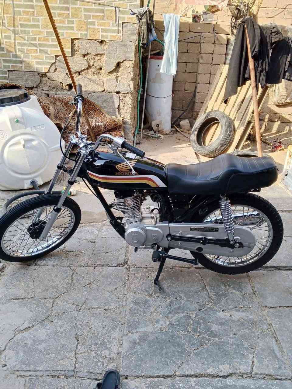 سلام عليكم دراجه سيجي نامه اصلي تعميره 26 دراجه تخبل   كلك كلك سعر 550  مكاني ناصريه اسكان صناعي   رقم وتساب ***********
