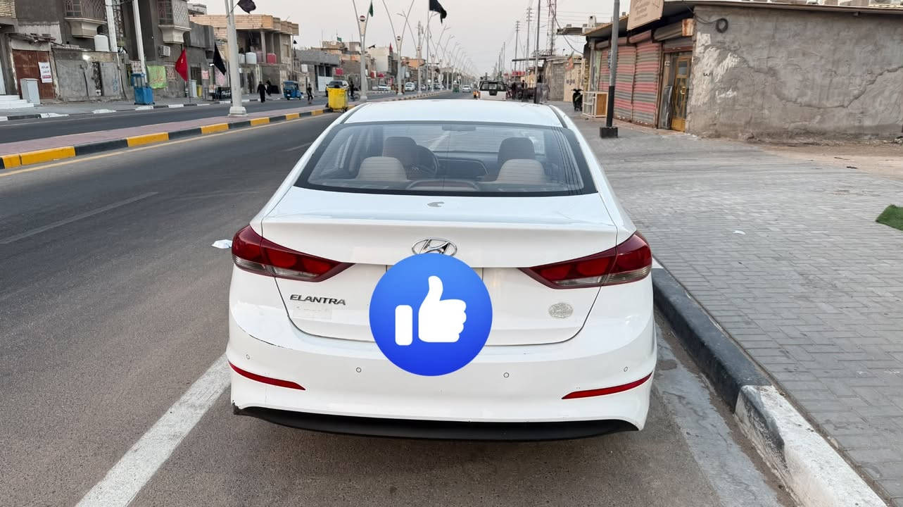الانترا 2018 خليجي فول 1/1
محرك 2000
بصمة 
حساس 
كامره 
شاشة كبيره 
فتحة 
كير حداده خير من الله 
ماشية 60 الف 
تشغيل عن بعد 
مكاني البصره 
***********
