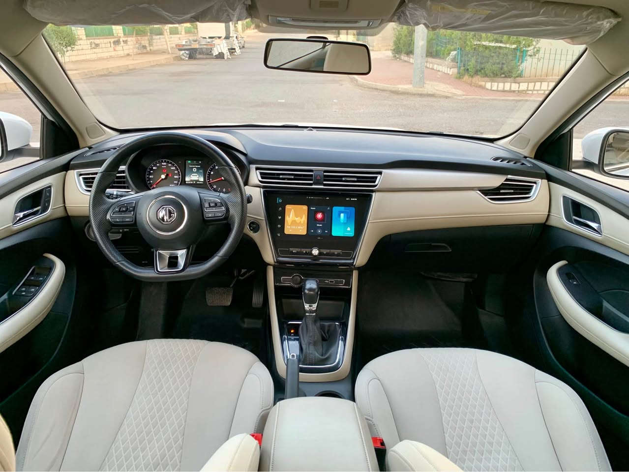 MG5 Comfort 2024🈯️
❇️کۆمفۆرت- ٦ ساڵ زەمان - 35000 کم ڕۆشتووە -بۆیاخ و ساردو شوختی نیە تەنها تەرزەیەکی زۆر وردی هەیە بە چاو نابینرێ -زۆر پاک و جوان -تەنها لە شەریکە سێرڤس کراوە -هەموو گیانی لەسەر دەقی شەریکەیە 
💯ئۆتۆماتیک-بەصمە-شاشه-كامێرە-حاسە-ناوکرێمی-دوو مۆدی لێخوڕین-پێش و دوا ليد-ئۆتۆ لایت -ویلکەپ-ئیشارەتی سەر ئاوێنە- تحدید سرعە ـ ڤۆلیۆم-ABS-تەبرید لەمس -حساس تایە 
✅🥇 گاعی قاڵبی بۆ کراوە -بەرمەجەی دیلکۆی بۆ کراوە- لەزگەی دژە خۆر بۆ هەموو جامەکانی کراوە
🕹️شوێن / سلێمانی 
نرخ/103 💵
📲 *********** السليمانية, العراق
