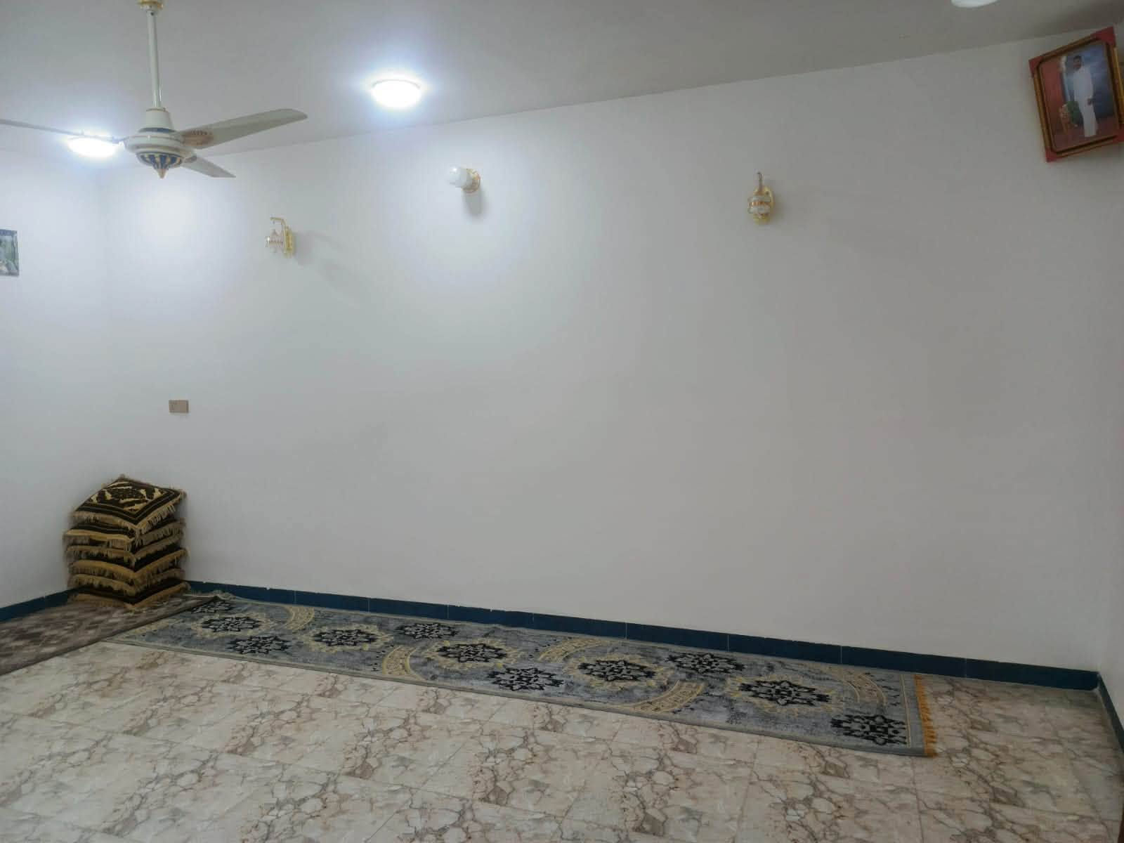 بلاش وو قصاط اقصاط
السعر ب ٤٣ مليون فقط 

دار للبيع ١٦٠م 
طابو زراعي اقرار محكمه 

نجف مقابل ملحق قريه الغدير 

بناء حديث أساس وسقف كونكريت صب مركزي 
طابوك جمهوري 

يحتوي البيت ع ٢ غرف و صالة 
وستقبال ومطبخ ومجموعه صحية 

شوارع تبليط اناره ليليه 

السعر ٤٣ 
#هـ***********
#هـ***********
