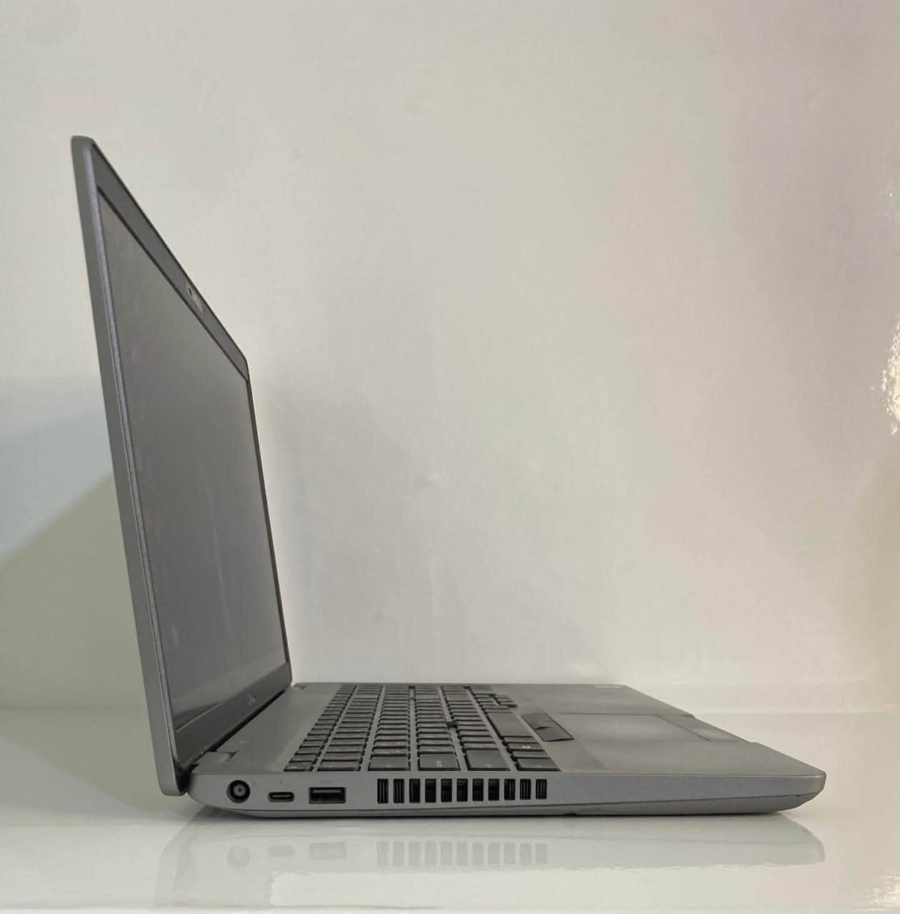 ديل Precision 3551 • i7 الجيل العاشر H • Quadro P620 4GB