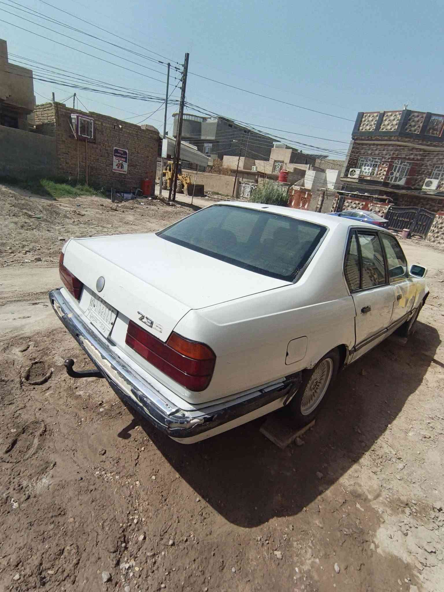 السلام عليكم BMW موديل 1991حجم730 6اسلندر مفتوح كير عادي كير مكينه بشرط كهربائيات كله شغاله حداديه ٥٠٪ رقم واسط تحويل بشرط تخم تاير باتري جديد تريد تعمير تريد تسقط بكيفك السعر قفل🔐🔐🔐 ٢٥ ورقه مكان السياره بابل مركز المدينه للاستفسار الرقم***********
