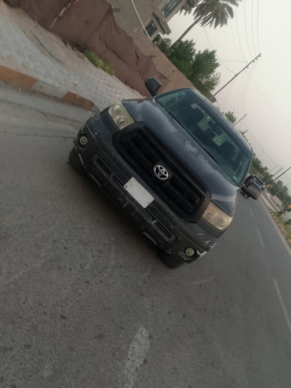 السلام عليكم
بيكم تندر مناسبه جدا 
مكينه وكير مكفولة 8 سلندر
فور ويل كير تعليك 
بدي طويل سياره جارد  وبيه شخط ستوته واضح بالفيديو 
تتبريد التدفئة شغال   
موديل 12 مكانه كربلاء طوريج 
سعر السياره 90قفل 
موضحلك كلشي اذا شراي اتصل ***********
