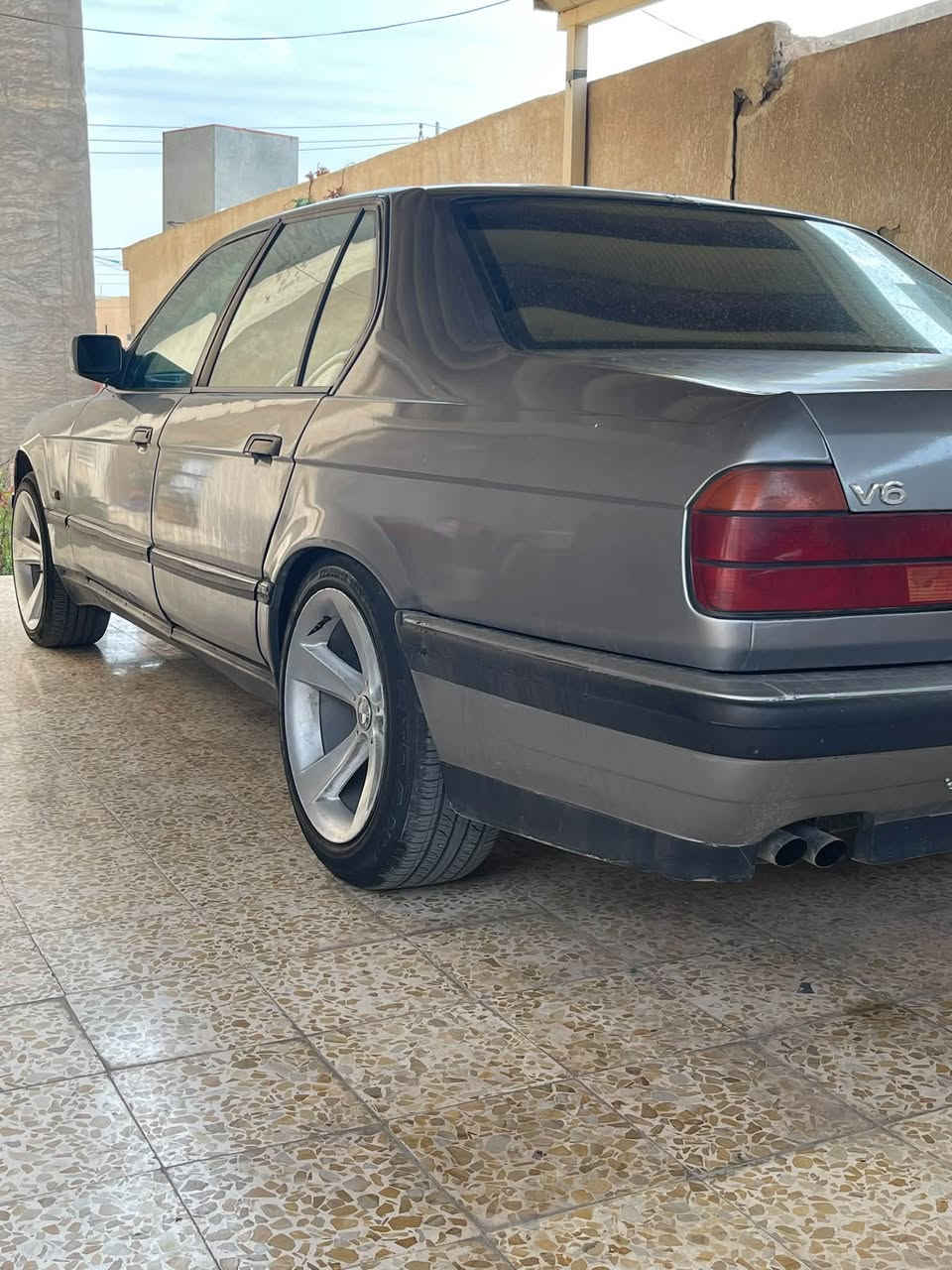 بي إم ٧٣٥ • صبغ جديد • بيع مستعجل