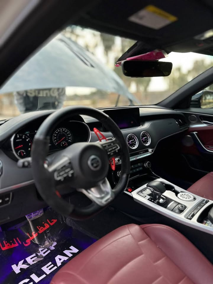 للبيع او مراوس
كيا ستنكر GT2 لون سموك  داخل احمر فول المديل 2023

فول موصفات واحد لا واحد معروفة الجيتي تو 

محرك 3.3 6سلندر توين تيربو دفع خلفي 

سيارة جديدة وحلوه مابيهة اي نقص

حادث جاملغ امامي وبنيد بدون دواخل يرباك ستيرن فقط 

بدون رقم بعدهة تترقم بغداد 

السعر 20 الف دولار 💲 

مكاني بغداد رقم الهاتف 

(***********)
