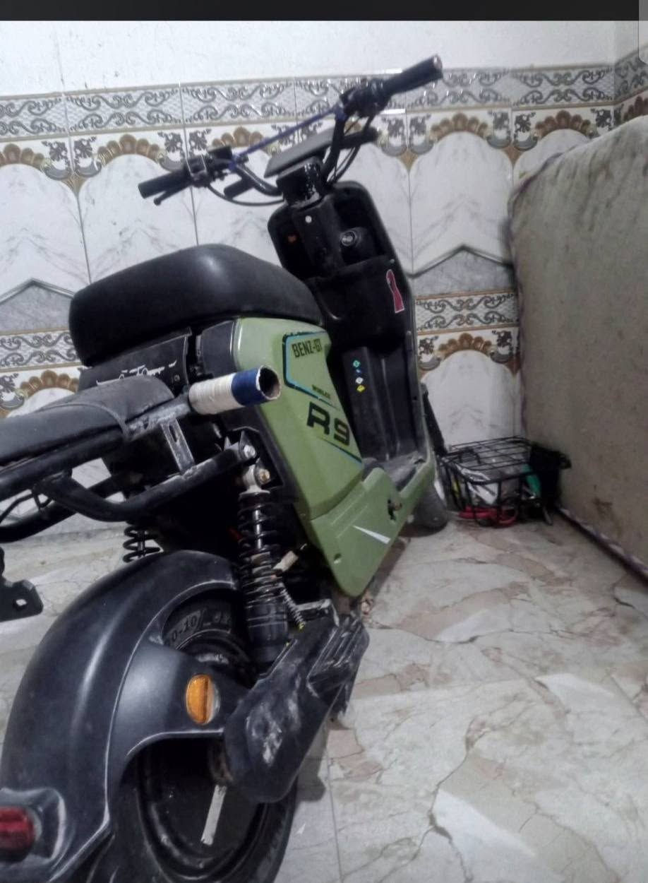 دراجه البيع بطاريات جدد كهربائيات شغاله بس ما تمشي مدري ليش السعر350بيها مجال رقم الهاتف***********
