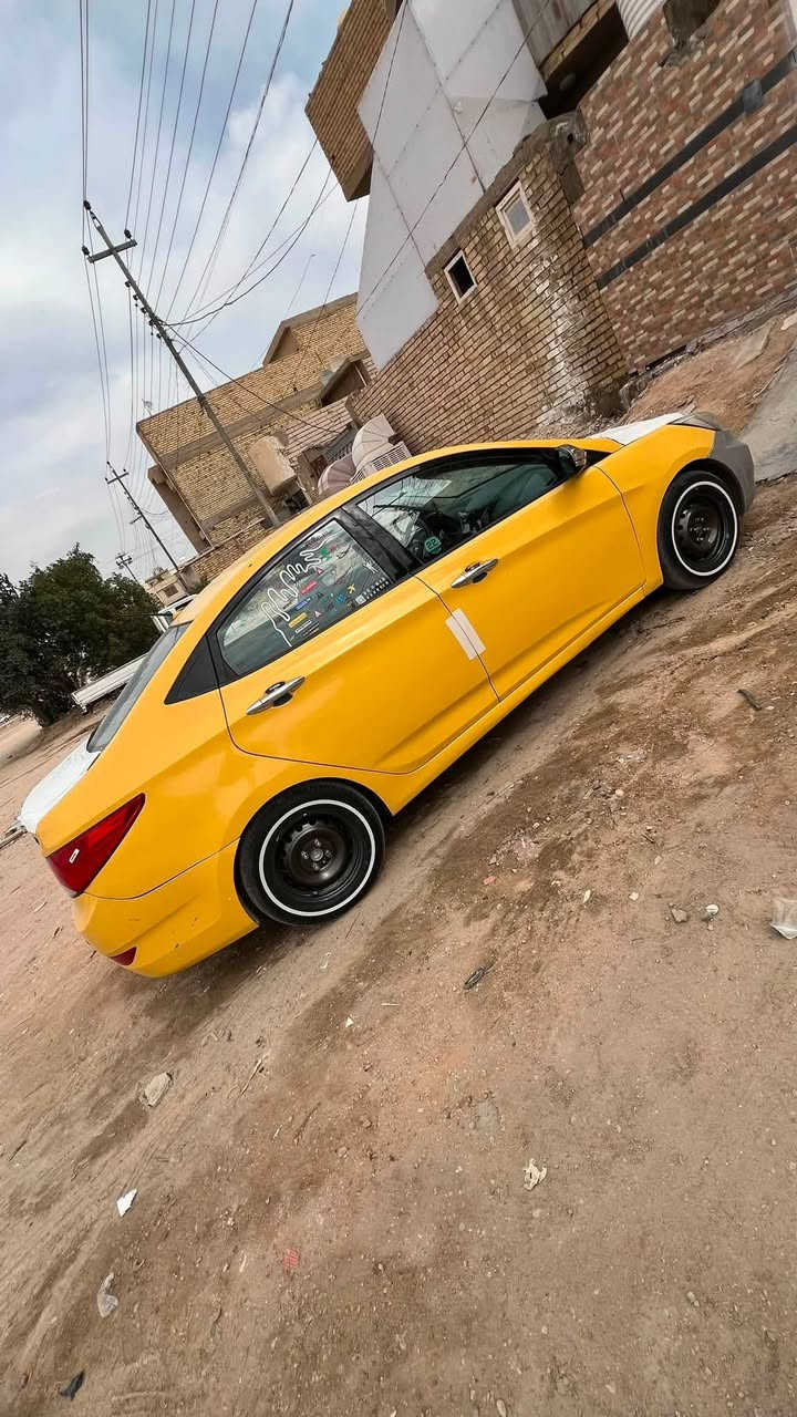 السلام عليكم
اكسنت مضلع خليجي مشروع وطني بغداد محرك1600 قطرتين جاهزه 
كير مكينه تبريد
تخم تاير مارشلونه
شاشه حساس خلفي ايكو
لايت زرع عدسات عالي ناصي
دوشمه جديده 
السياره بدون نقص جاهزه
السعر 78 مكان بغداد كاظميه
***********
