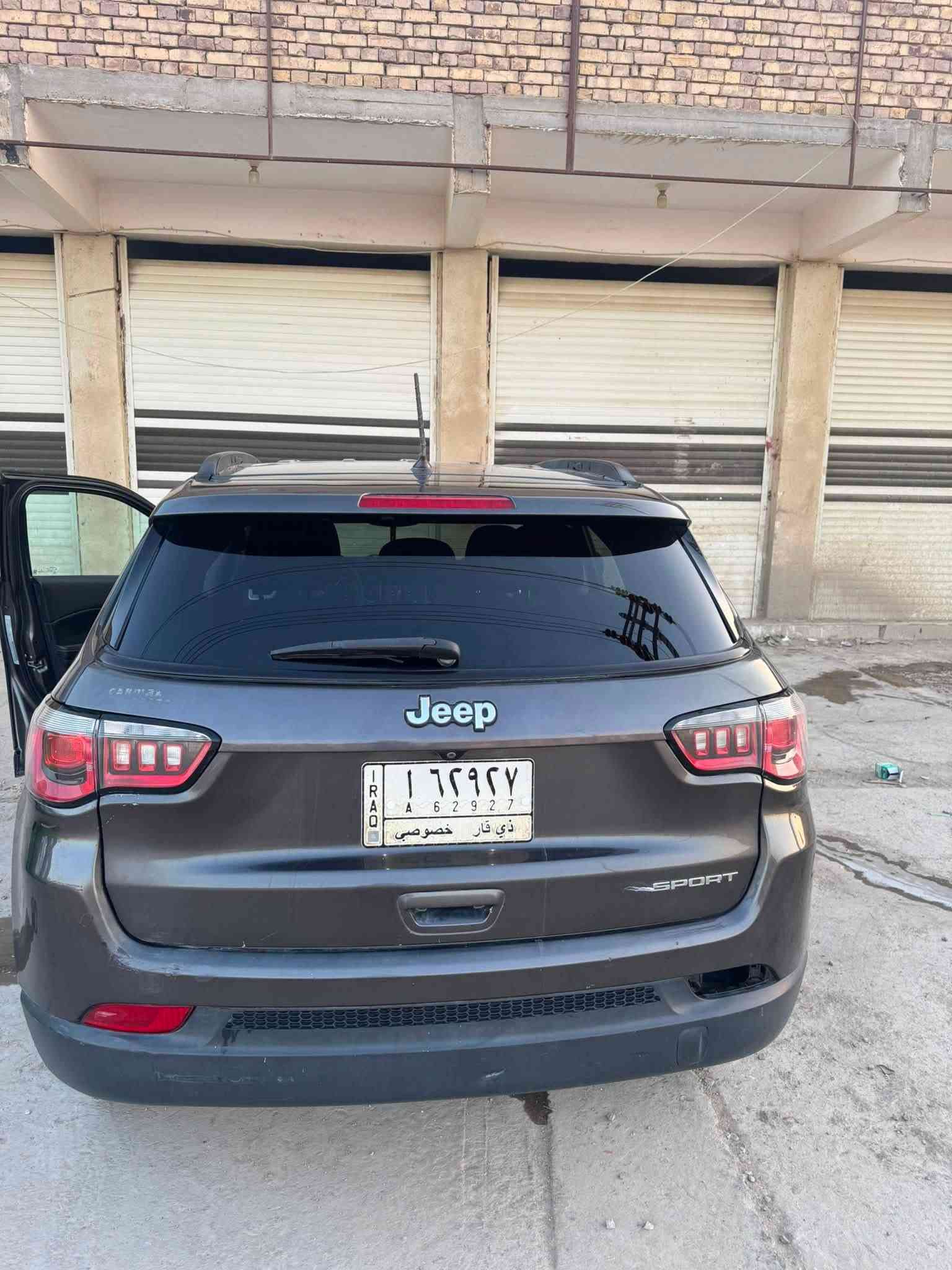 جيب كوباس موديل 18  رقم ذي قار حره تحويل مباشر وارد امريكي حادثها جاملغ وبنيد صوره الحادث ويه الصور وبيها بلباب الخلفي شبرين صبغ ولباقي كفاله كير ومكينه كفاله حداده نضيفه تبريد قطعتين السياره جاهزه وحلوه. سعرها 93 وبيها مجال  حك الجيه  مكاني ناصريه سوق الشيوخ الشراي يتصل او واتساب ***********
