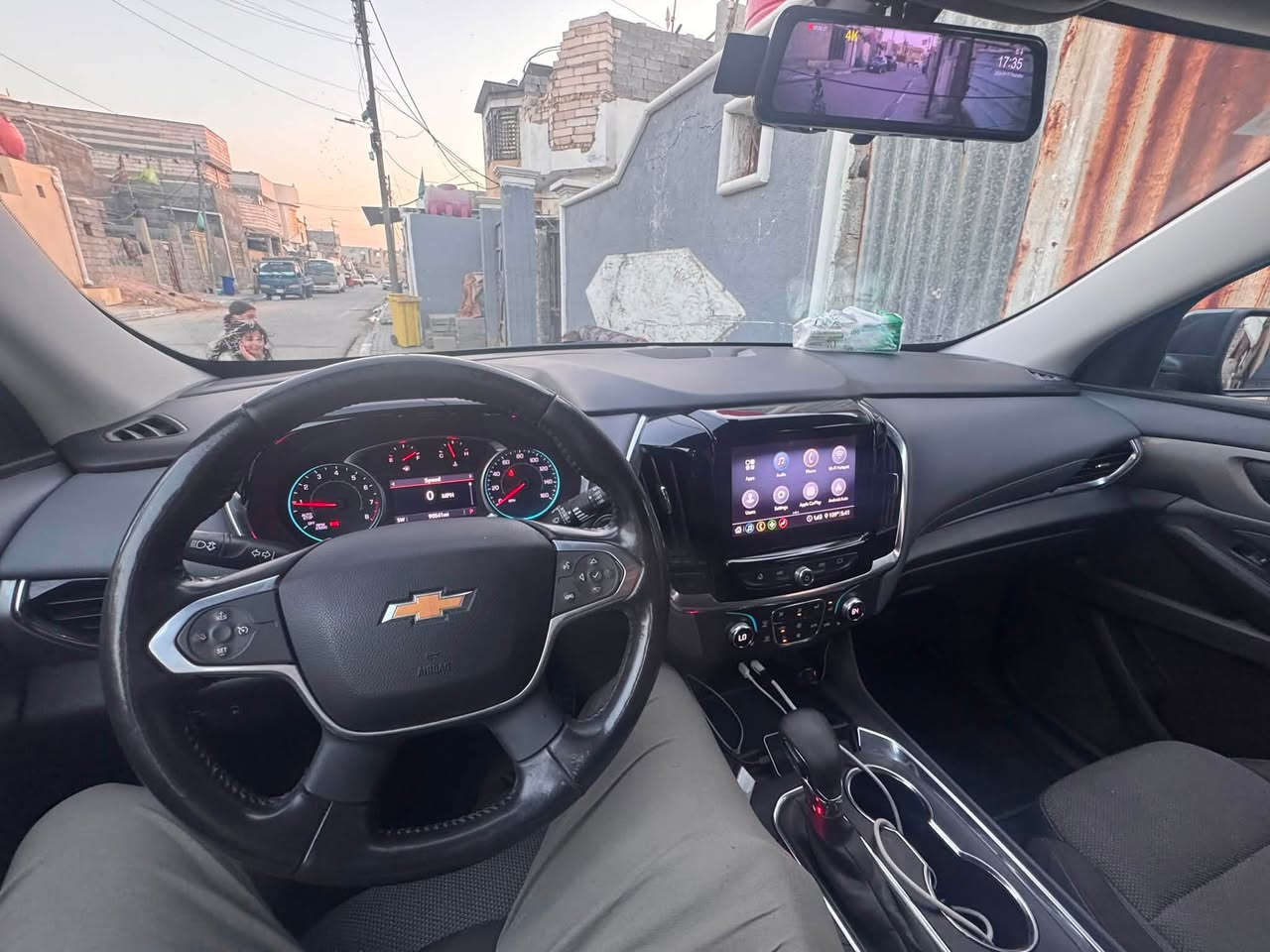 السلام عليكم
شيفرولية ترافرس 2021 
3600  V6 
حادث خلفي بدون ايرباك ( بجم كبس ومكفولة من الحادث الامامي ) 
فئة LT 
رقم بغداد بإسمي 
مواصفاتها معروفه
7 راكب سياحي كشنات خلفي ViP 
3 قطع تبريد 
صندوق كهرباء 
ماشية 145 الف كم 
ملاحظة : البنيد بي طخة بالتحميل موضحة بالصور ومصلح وكامل 
السعر 227 وبي مجال 
للتواصل : *********** واتساب
