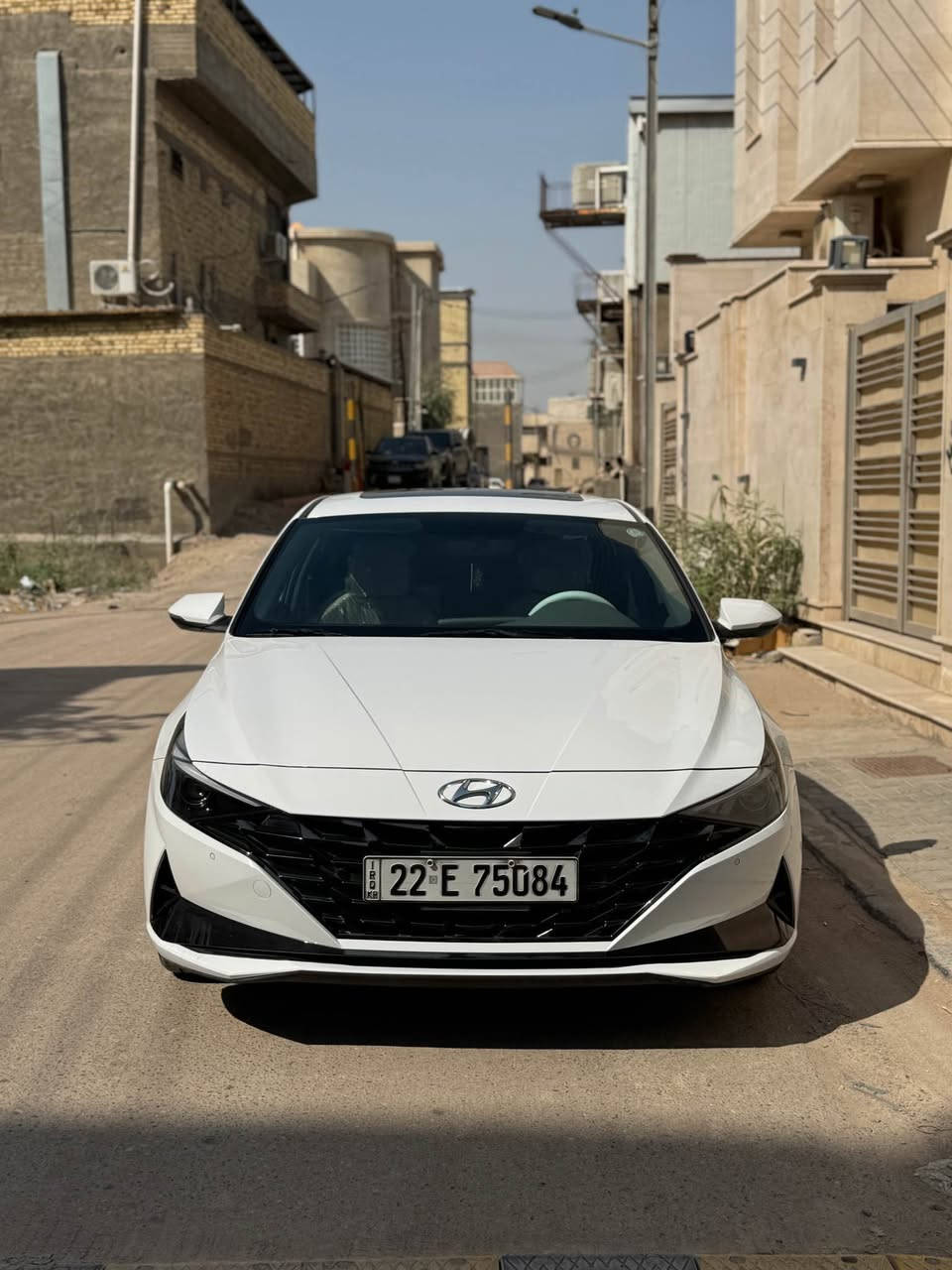 يالله بالعافيه ع الياخذها 
النترا 2022 خليجي⁉️
سياره كفاله عامه ✅
مكينه 2000دوش 
فول موصفات 
تبريد قطعتين 
نقاط عمياء 
رادار امامي خلفي 
مرايات كهربائيه 
فول سياره 
ماشيه 31الف كيلو ⁉️
سياره زيرو بنسبه موديلها 
رقم أربيل 
عنواني بصره 📍
بيع او مراوس 
*********** البصرة, العراق
