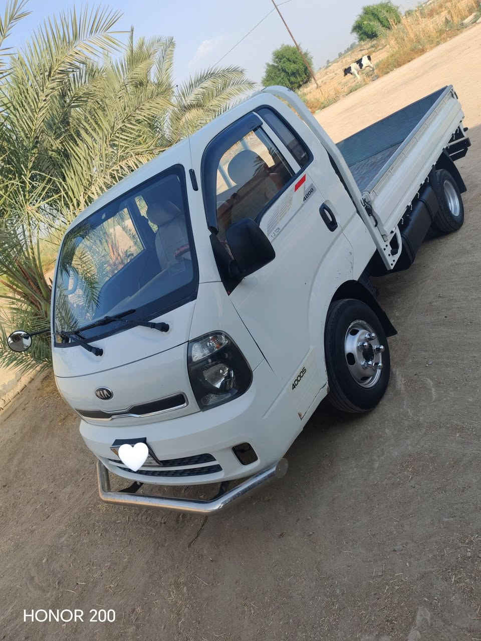 موديل ٢٠١٥ • ماشيه ١٨٠ألف • نضيفه