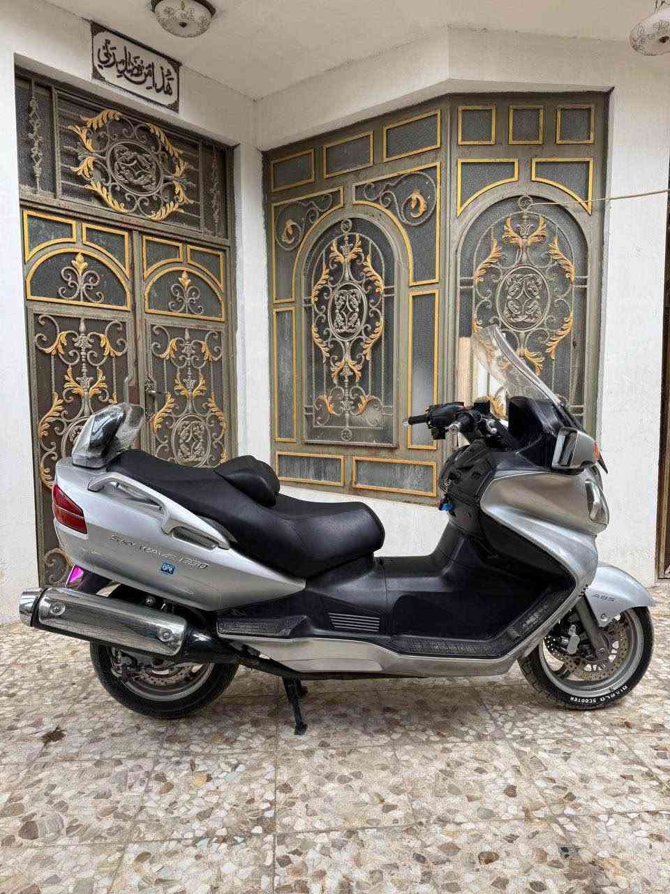سكاي ويف فول Lx 
دراجه نضيفه اي نقص مابيه 
السعر عشرين ورقه وبيه مجال العنوان كربلاء استفسار فقط على الرقم *********** كربلاء, العراق
