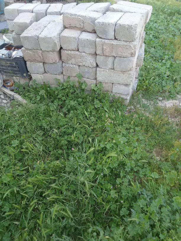السلام عليكم ورحمه الله وبركاته ابلوك نضيف للبيع أكثر من ١٠٠ ابلوكه للبيع ادفع سعر***********/***********
