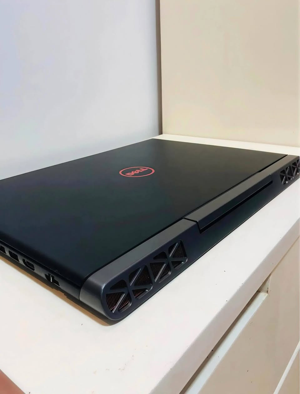 السلام عليكم 
للبيع لابتوب گيمنك ديل
 
i7-7700HQ

RAM 16GB DDR4

SSD NVMe 1TB

GTX 1050 Ti 4GB

15.6" 4K IPS

RGB

العنوان بغداد/ زيونة 

السعر ٤٠٠ الف نهايتها مابيها كل مجال وماكو هيج سعر ابد 
رقمي ***********
