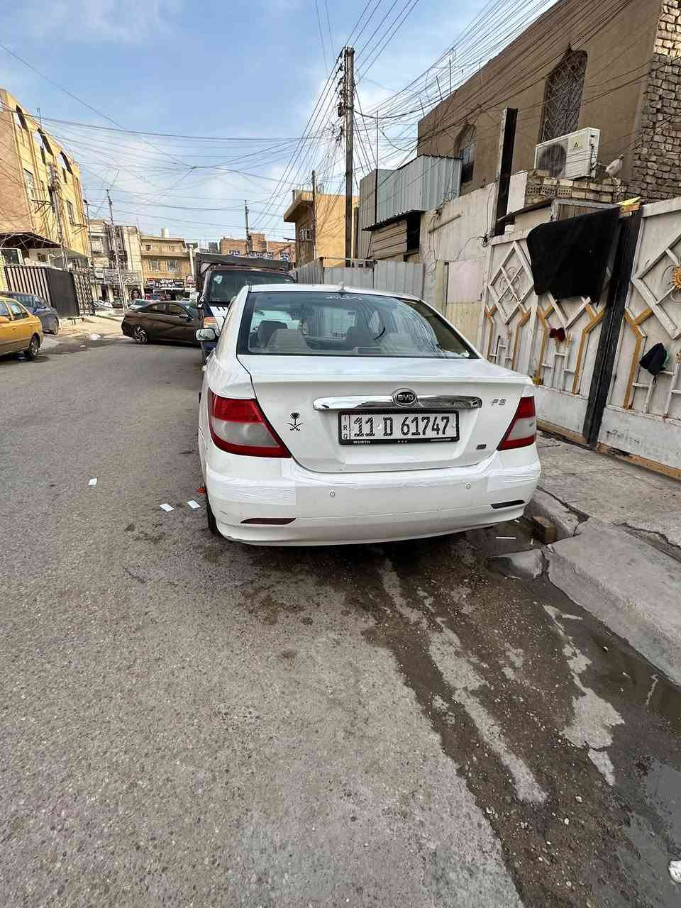بي واي دي F3 • ٢٠١١ • مكينة ميتسوبيشي