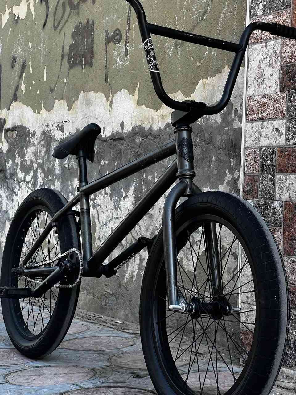 بايسكل bmx للبيع
السعر 230 
للتواصل ***********

