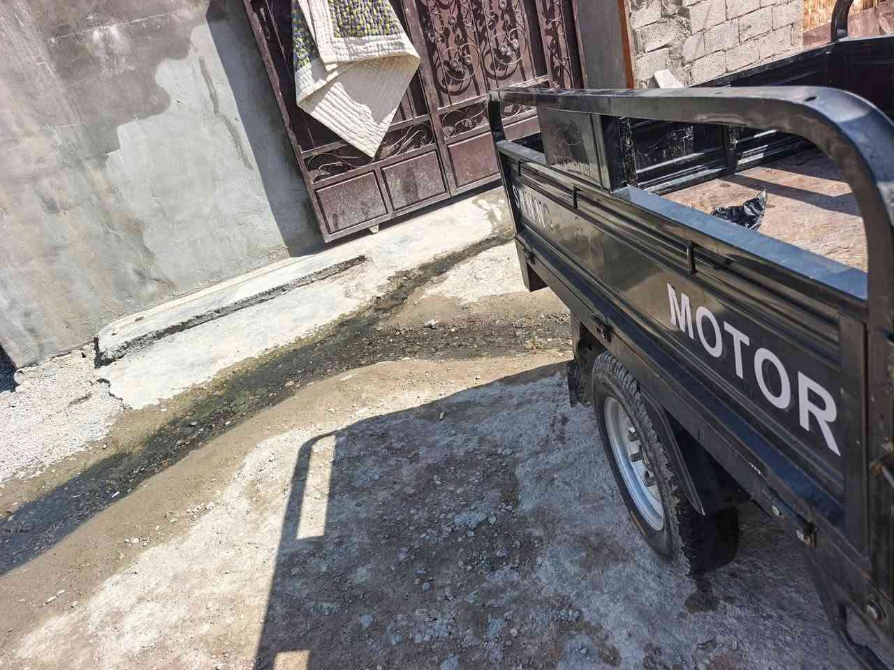 ستوته للبيع موديل 2020 عل بلاد
ركبه شرط محرك شرط كهربائياته كامله انطيها شرط 

سعرها مليون و 200 

يرهم مراوس حسب الاتفاق وتحياتي للجميع

***********
