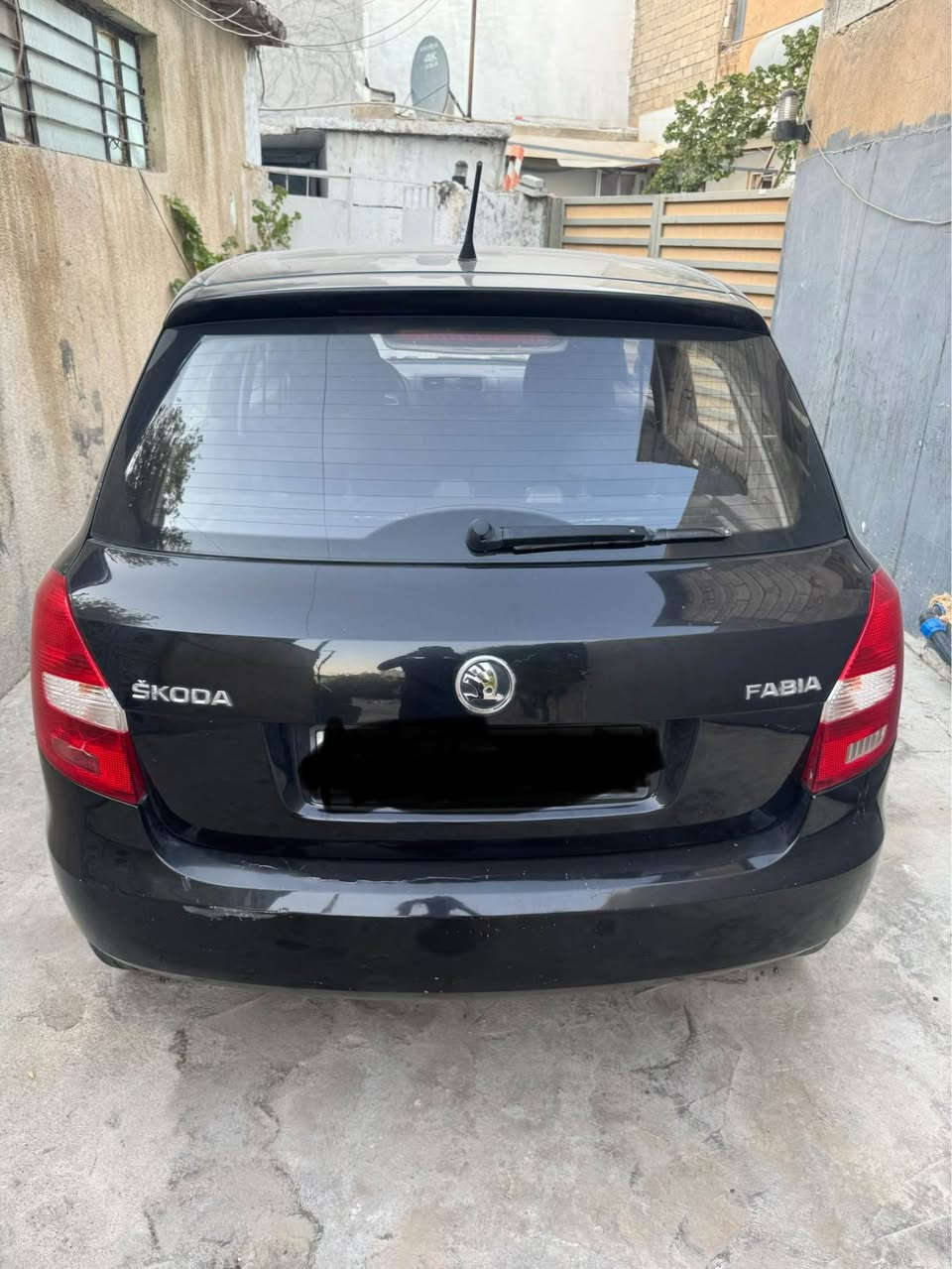 سلاو ام شكودا فابيا بو فروشتن موديلي ٢٠١٤ية فول مواسةفات سةنةوي و هةرزةي تازةية بةناوي خومةية تا ٢٠٣١
بي بوياغة هةني ساردي هةية سةيارةكة نمونةية لةجواني سعري ٨٥ گةلا و معاملة رةقةم سليمانية لةسليمانيم موشتةريت تيل بكة لةخزمةتدا ابم
*********** السليمانية, العراق
