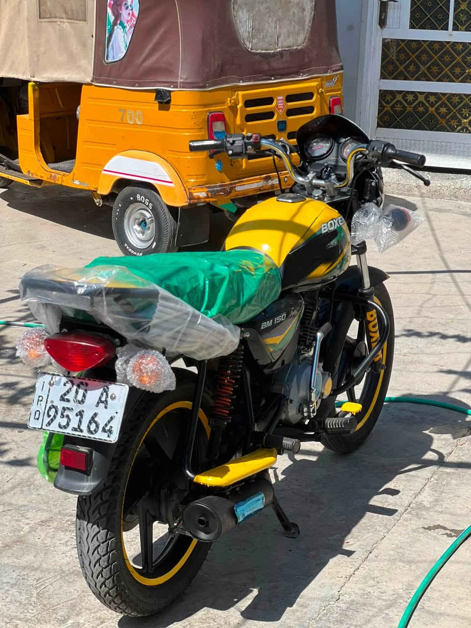 يالله بوكسر  2023 مرقمه ديالى نكليزي مشروع وطني محرك ما ما مفتوح جيب وياك الف فيتر دراجه جديده ناعمه بعدها شركه ماشيه 12لف ديالى بعقوبه ناحيه لعباره ***********

