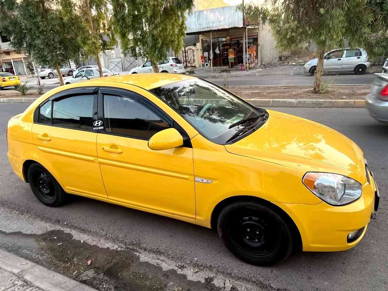 السلام عليكم للبيع اكسنت وارد كوري بدون ظرر سنوية باسمي رقم انكليزي موديل 2008 مكينة حجم 16 شرط والكيير شرط تبريد شغال هيئة وغرامات صفر  كاربون بانزين بيها السيارة ماتصرف عليها ربع السعر المطلوب 87 وبيها مجال للطيبين للاستفسار اكثر *********** مكان السيارة موصل الايسر

