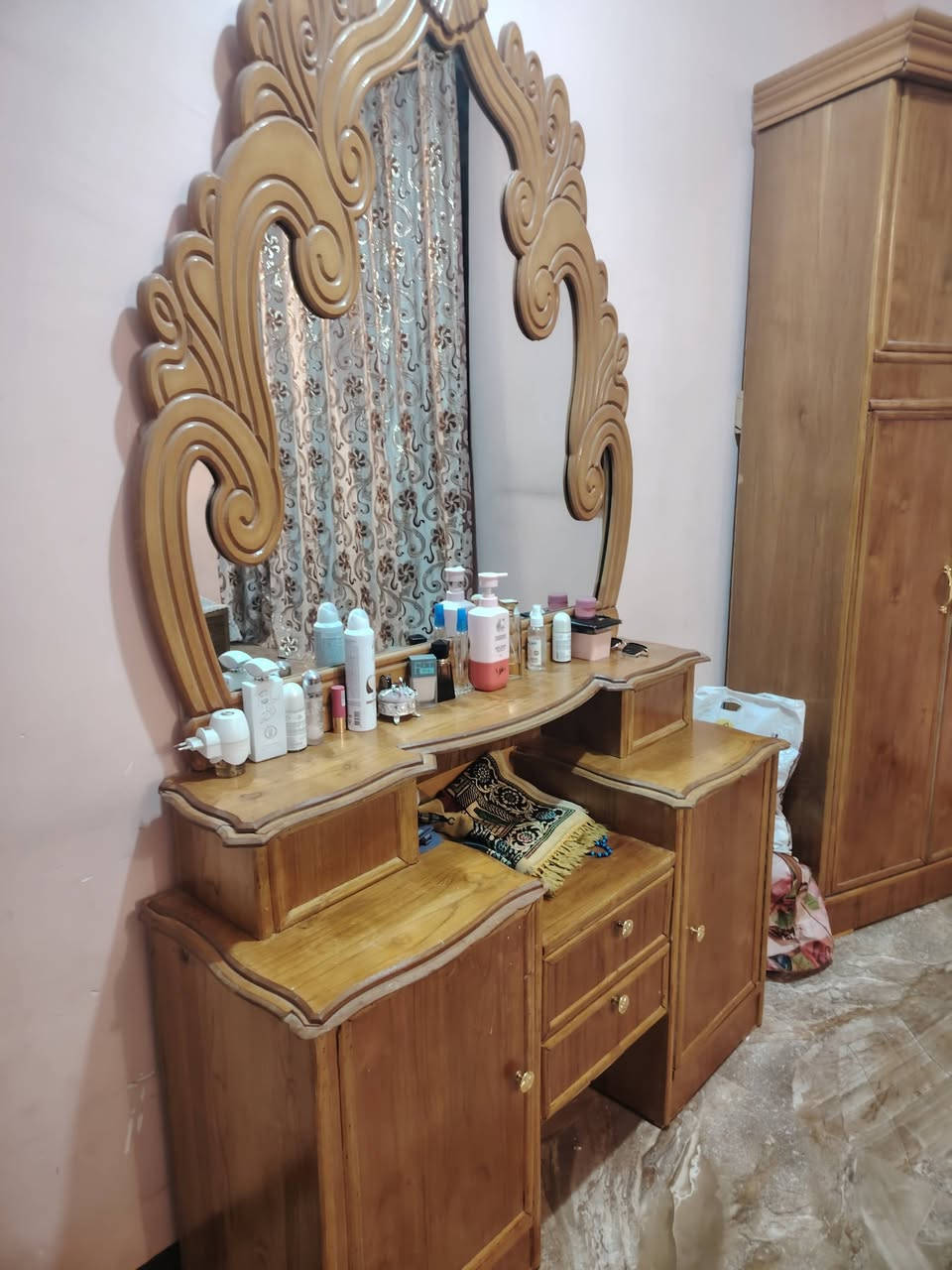 غرفة اخشاب • عراقية • تبديل اقفالة