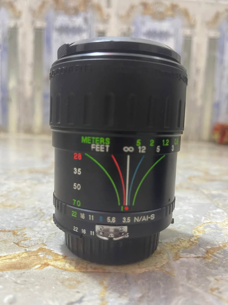 عدسات • نيكون 18-140 • نضيف