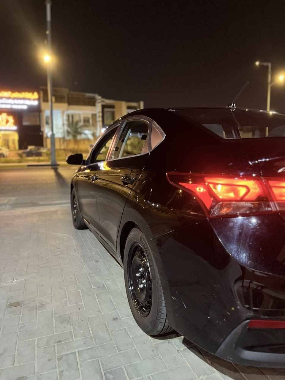 السلام عليكم
اكسنت وارد 2019. سيارة نظيفة واستعمال طالب جامعي. بيها ضربة بنيد نفسه مصلح لا مصبوغ ولامبدل ملصق فابلون فقط. تكحيلات اثر شخوط. بيها بارد خفيف بالباب الصدر والوراه. مطلوب بيها 100 وبيها مجال ان شاء الله. سنوية بااسمي. عنوان بصرة جمهورية. *********** Singapore

