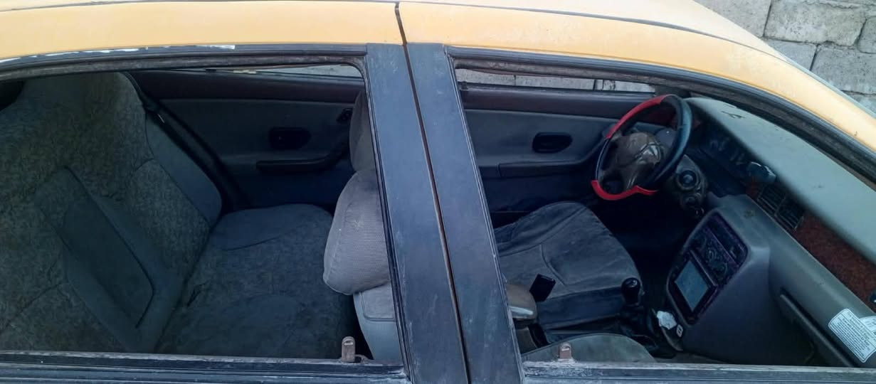 السلام عليكم موديل ١٢ بس قماره مروجه 
باقي كلها نضيفه مثل بصوره كير محرك خير من الله 
كهربائيات كامله سياره جاهزه كبل الشارع رقمها بسمي مفصره هيئا وا غرمات سعر ٢٣ 
مكاني بغداد ابو دشير هاذ رقمي ***********
