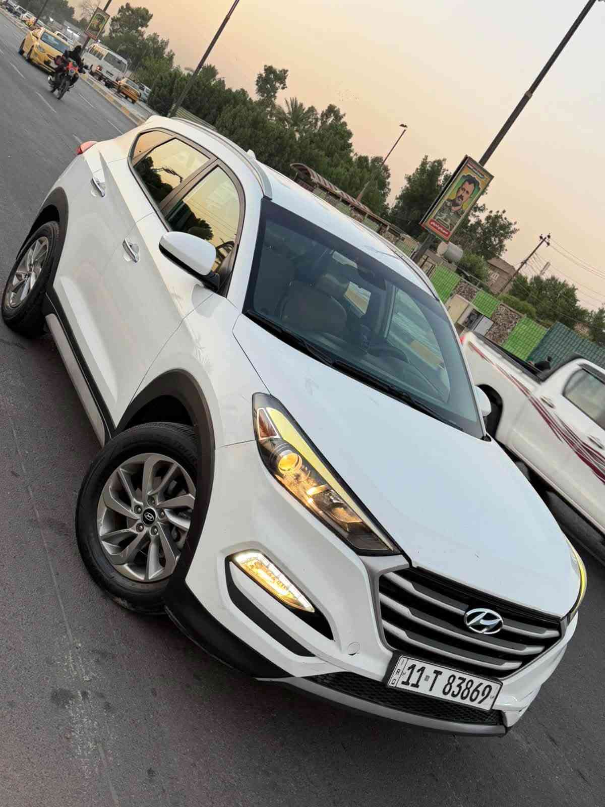 السلام عليكم توسان 2018 امريكي رقم بغداد انگليزي السعر ( 124$) مكاني بغداد زيونه *********** سياره جديده بدون نقص بيها صبغ بنيد وجنطه فقط الباقي مكفول بدون اي دواخل بدون ايرباك محرك 2400 مكفول هوه والكير الشراي يتصل
