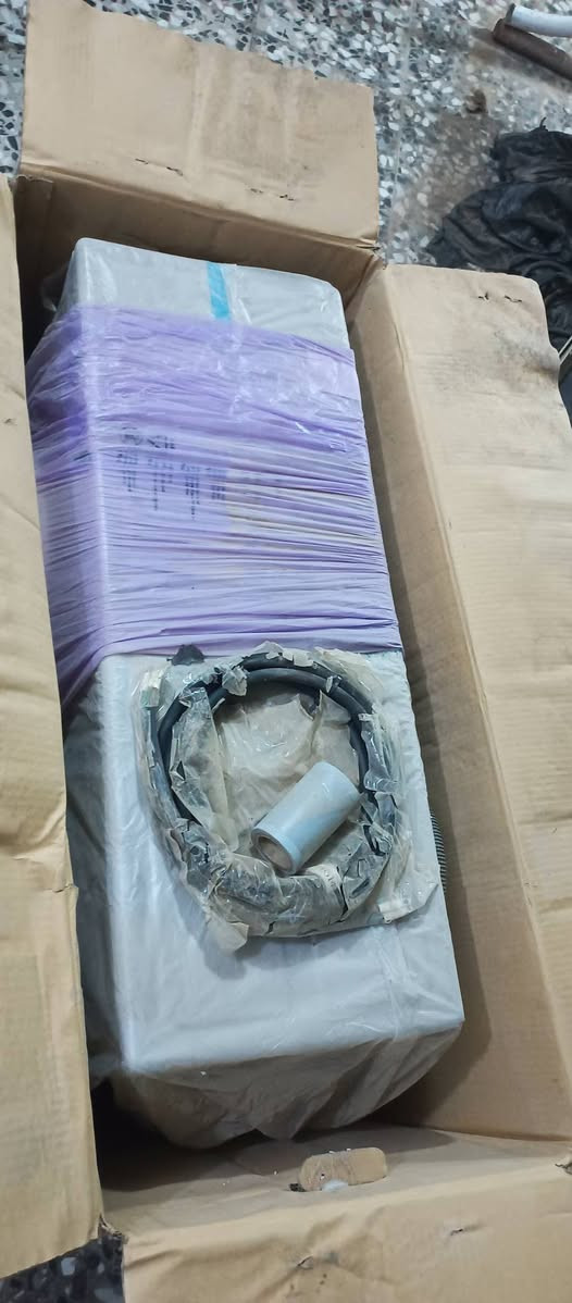 السلام عليكم قطعه خارجيه فقط نوع LG
2 طن انفيرتر موديل 24 غير مستعمل مع جميع ملحقاته 

السعر 400 ألف بغداد حي الجامعة قرب جامع مله حويش 

***********
