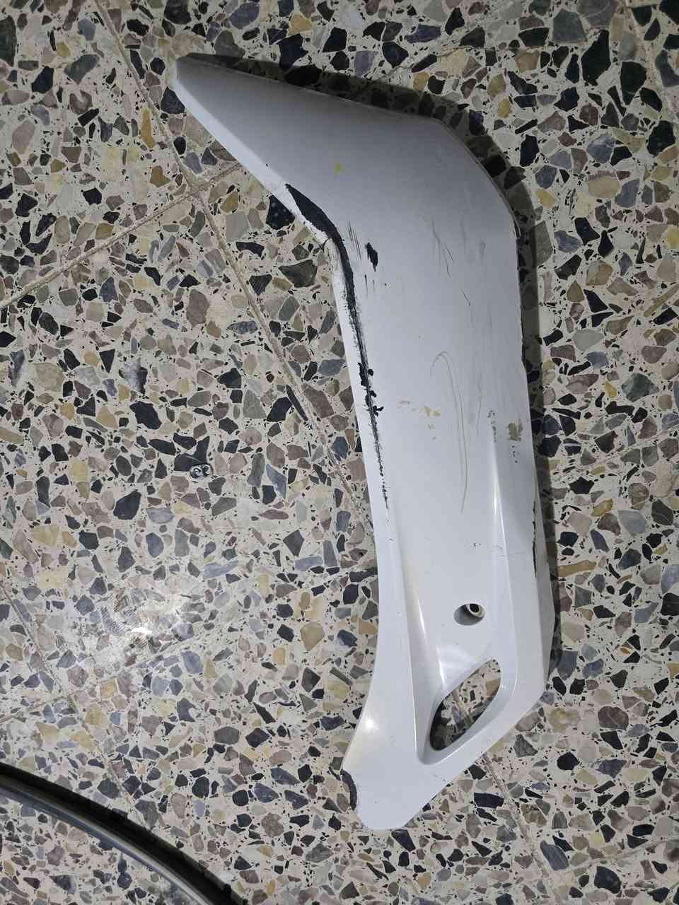 كفرات بي سي اكس جيل اول بلاديات مثل ما موضحات بصور سعر 140 وبيهن مجال للشراي عنواني بغداد نهروان ***********
