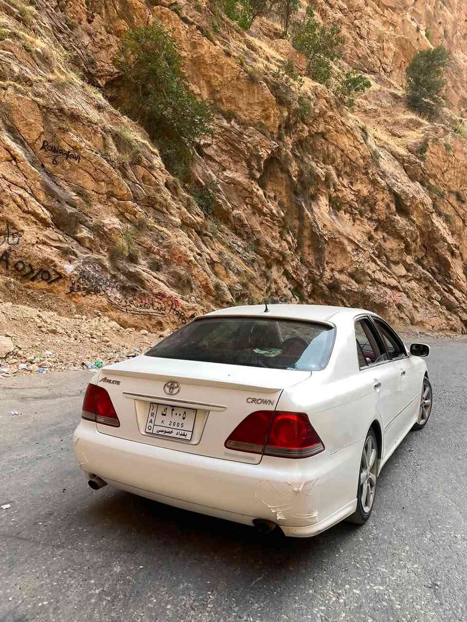 شاهینە ٢٠٠٥
مووس١٨٢ گەورە بە گەورە
٣ دوگمەی ناو قەیسی 
گێڕو مەکینە بە شەرت بێدوکەڵە
پشت و پێشی کەپسە 
بێ تەقەو ڕەقە کۆدکراوەو کۆدەکەی بەناوی خۆمەوەیە سەیارەکە ماڵی دۆستە ٥٧ گڵاو مەعمەلەیەکی برایانە *********** watsape lasara
