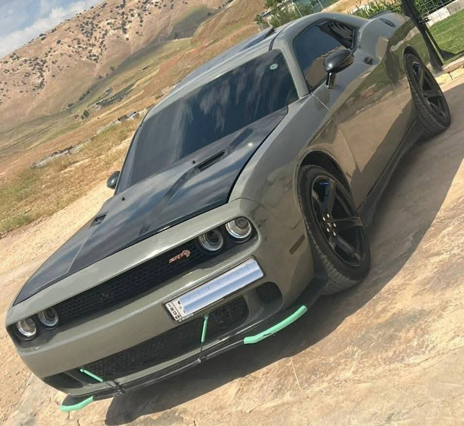 🔥 FIRAS CARS 🔥
🏁 فرصة ذهبية لعشاق السيارات الرياضية
💪 القوة • الأصالة • الهيبة

🚘 دوج تشالنجر | Dodge Challenger
📅 موديل 2012
🇨🇦 وارد كندي
📍 رقم أربيل جديد
⚙️ مكينة 6 سلندر | 3600 V6
✨ مواصفات فول
🌙 فتحة سقف
🔥 داخلية مميزة جداً وتخبل
🔄 السيارة محدثة

🎨 صبغ عام مع تغيير لون
⚠️ بيها طخة بسيطة من الأمام، ما واصلة للشواصي

✅ المحرك شرط
✅ الكير شرط
✅ الكهرباء شرط
✅ السيارة بشكل عام قابلة للفحص الكامل

💰 السعر: 93 ورقة
🤝 يوجد مجال بسيط للطيبين

📍 مكان السيارة: أطراف أربيل
👤 أواجهك ويا صاحب السيارة الشرعي

⚠️ مهم جداً:
🔴 البيع نقد فقط
🔴 رجاءً قراءة المنشور قبل المراسلة، ماكو تقسيط

📌 ملاحظة:
السيارة مو ملكي، معروضة عندي للبيع، وآخذ عمولة بعد الاتفاق بين الطرفين، كل طرف ورقة.

📞 للاستفسار والاتصال:
***********
***********

🔥 FIRAS CARS
لسنا الوحيدين، لكن نطمح أن نكون الأفضل.
