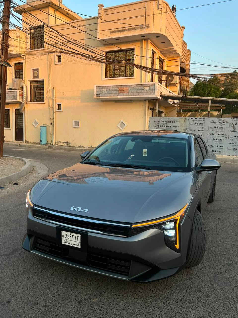 Kia _K4 
2025فأتها ex
بدون رقم 
 السياره رادار امامي خلفي
 ويل كب اناره داخليه جاهره من كل النواقص
 ايرباك بس برده طاك ستيرن ودشبول بلادي
 السياره بيها بنيد وجاملغ صفحه اليسرى معدلات ومصبوغات 
مشي السياره واضح بالصوره
 بك لايتات لد
مكان السيارة بغداد /الكرادة 
السعر (143)وبيها مجال بسيط 
***********  متوفر وات ساب 
غير متواجد فيس
