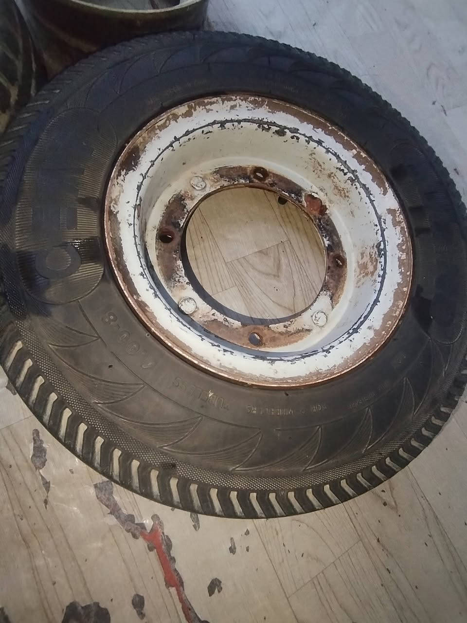 سبيرات ثنين أو ويل وياهن شلع ب٢٥الف المكان بغداد الشعله ***********
