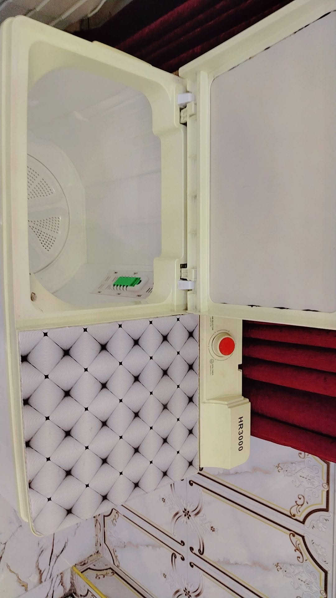 وجبة جديده للغسالات المستعمله لو اتلحك لو لا غسالات نضيفه هيتاشي الياباني ٢٥كيلو ٩٥ وبيه مجال بسيط والثانيه هيتاشي أصغر منه ١٨كيلو بيع ٩٠ وبيه مجال بسيط وغسالة هيرو المصريه الحجم الكبير ٣٥ كيلو بيع ٩٠ وبيه مجال بسيط وغسالة روني ٢٥ كيلو بيع ٨٥ وبيه مجال بسيط كولهن انضاف هاتف*********** بيه واتساب
