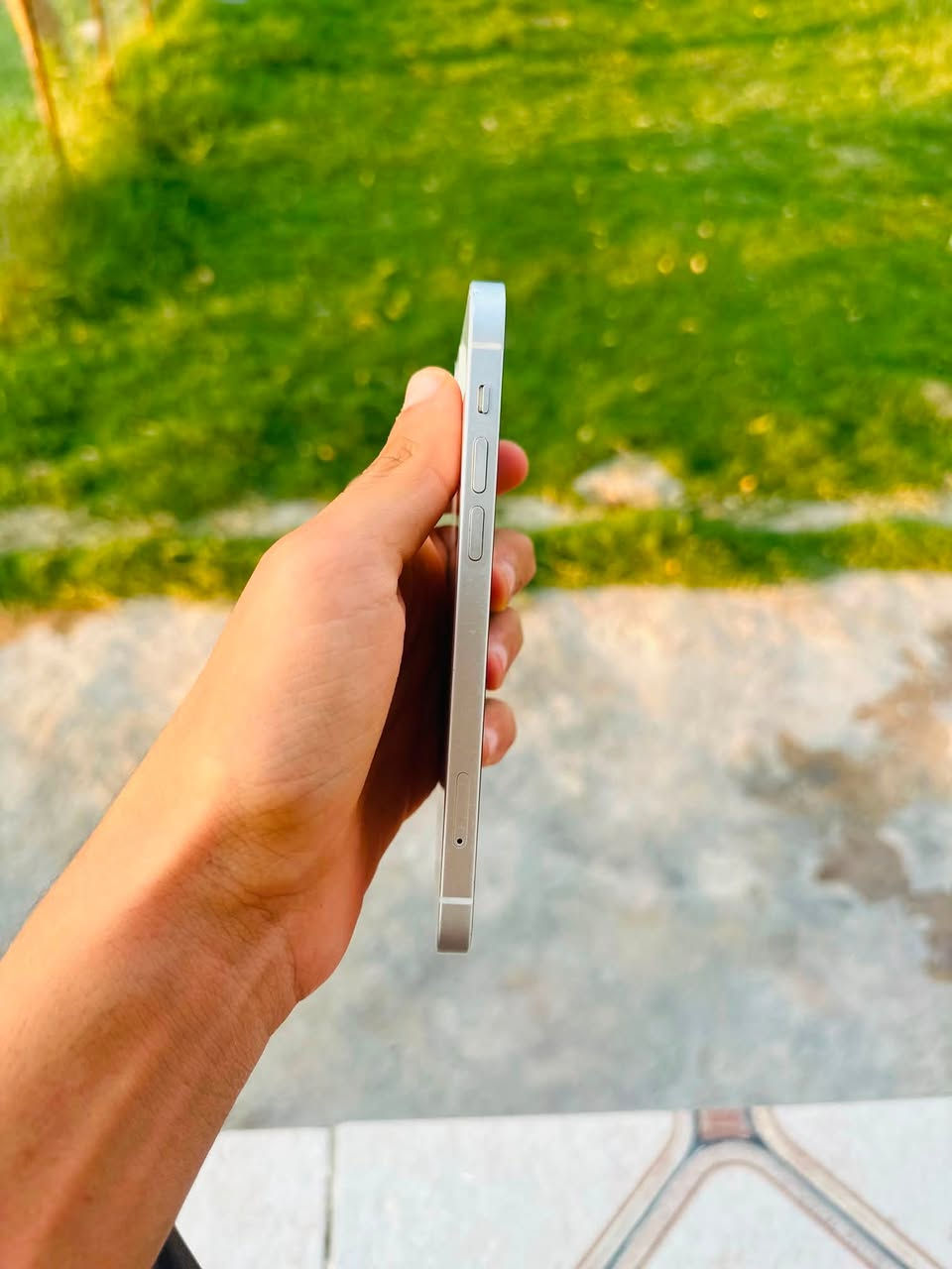 السلام عليكم
ايفون 12عادي للبيع فقط 
ذاكره 128
بطاريه 97مرفوع 
✅دبل خط 
متوقفه بصمه الوجه فقط غير هاذه شرط 
اي شي ما مبدل بي 
السعر 240 قفل 🔒
مكان التلفون الحلوات  
***********
