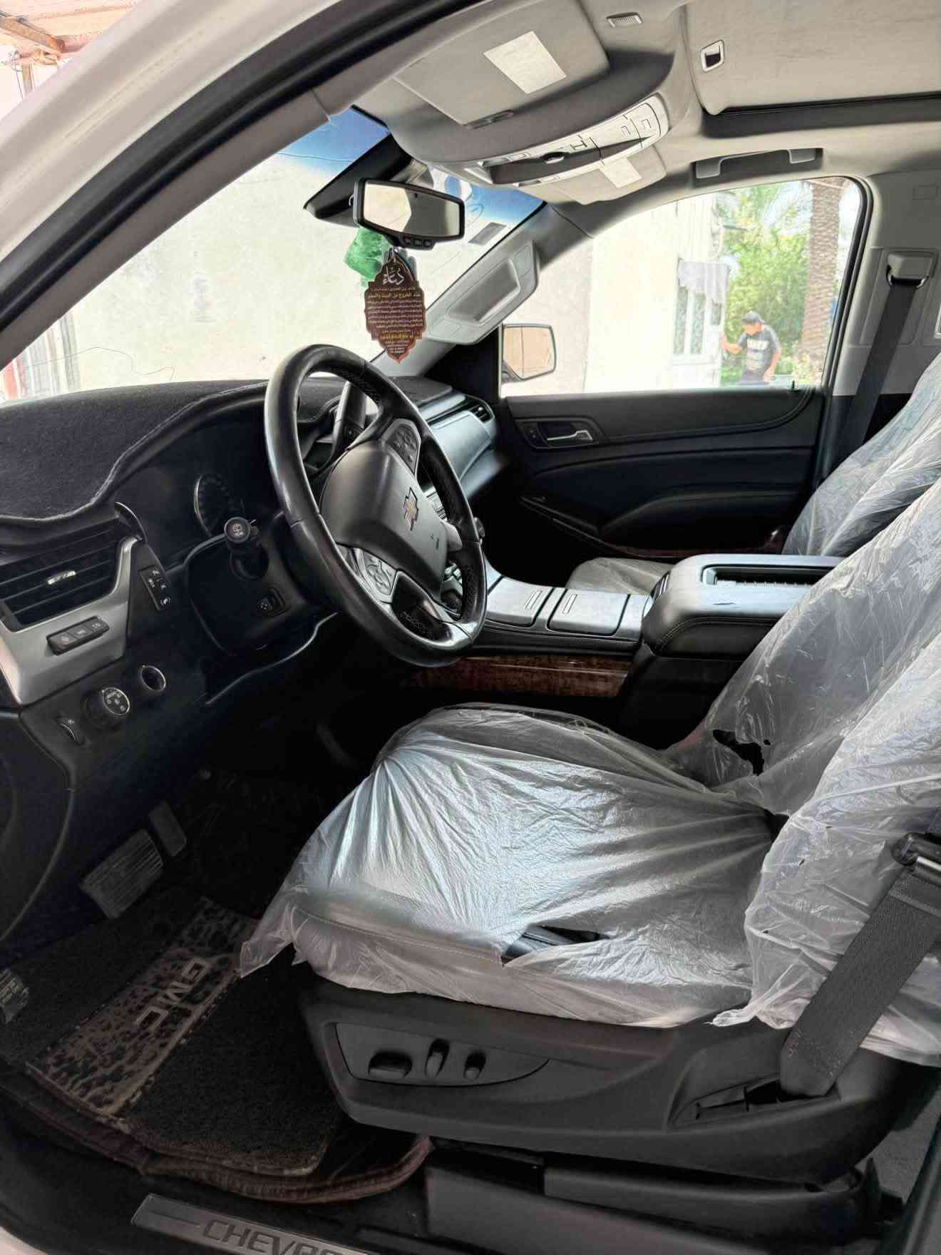 السلام عليكم تاهو 2019 للبيع فول الفول برايمير رقم بغداد بسمي تحويل ثاني يوم سياره كلش جديده مكينه 5.300 ماشيه 121الف كيلو متر سياره جاهزه الاخير بيها قطعه وحده صبغ فقط الباقي كفااله عامه //*********** // مكاني بابل
