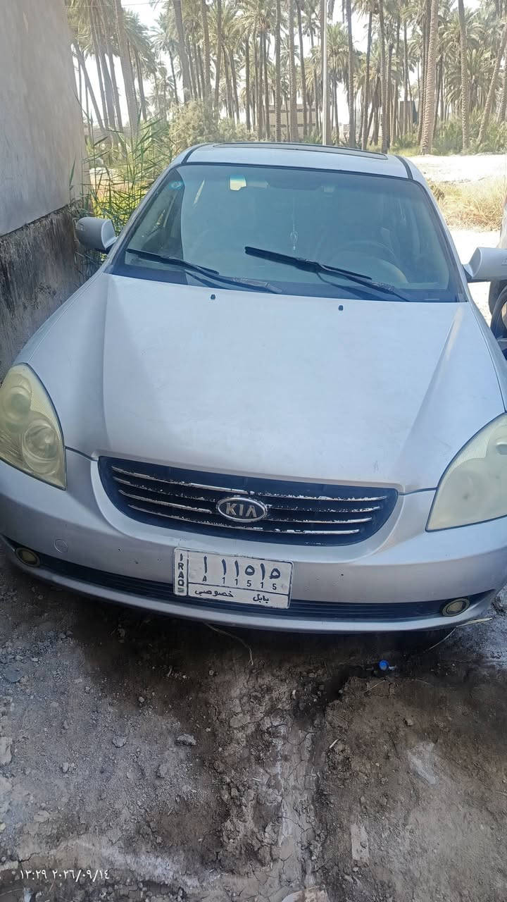 سلام عليكم حبايب كلبي بيع مستعجل والله هاذه مو سعره بس عندي ضرف صار وصلت ٦٠ ورقه ومابعته بس هسه عندي ضرف  صار سعر ٥٧ والله موسعره ***********

نص مكتوب في الصور:
- ١٣:٢٩ ٢٠٢٦/٠٩/١٤
- ١٣:٢٨ ٢٠٢٦/٠٩/١٤