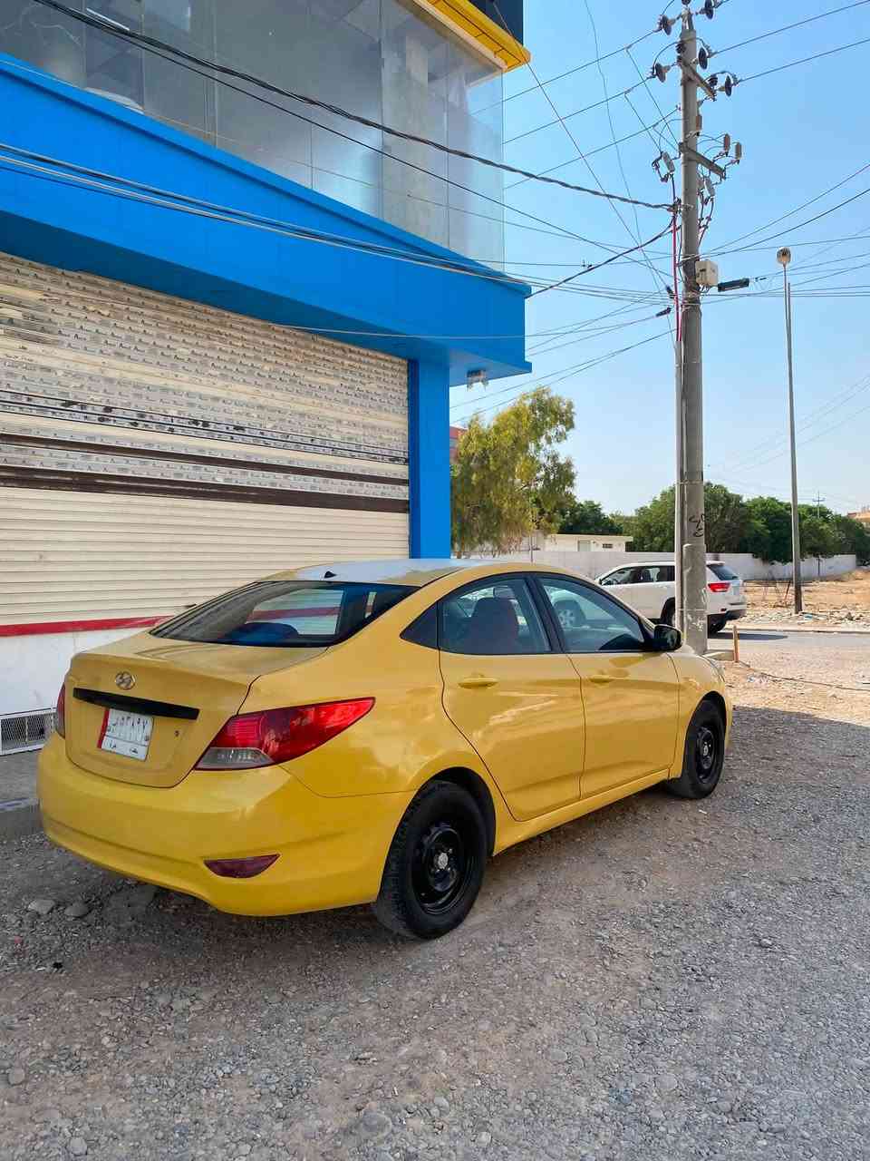 سلاو هونداي ئه كسنت بو فروشتن موديل 2012سه ياره كه لوكً لوك ته برتي يش ئه كات ته بريتي 🧊 بي بوياخه بي زه ربه چوار تايه ي لوك گير ئوتوماتو كو عادي سه ياره كه جاهيزه سعري52معمهً له شون كه لار ***********
