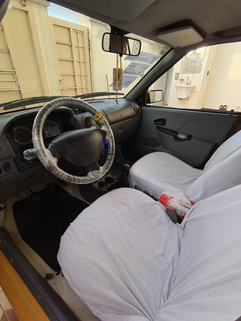 سايبه موديل 22 رقم قادسيه 

كفاله عامه من كلشي خطين غاز بنزين تخم تاير حداديه جديد تبريد مصفره هيئه وغرامه سعر 55 $بيه مجال بسيط ***********

